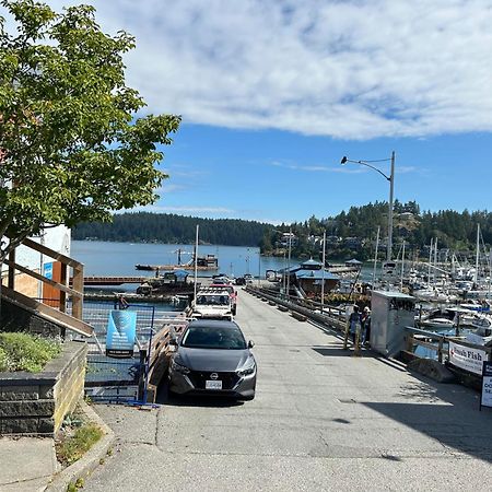 Villa Iconic 3-Story Waterfront 'Marina House' W/ View à Gibsons Extérieur photo