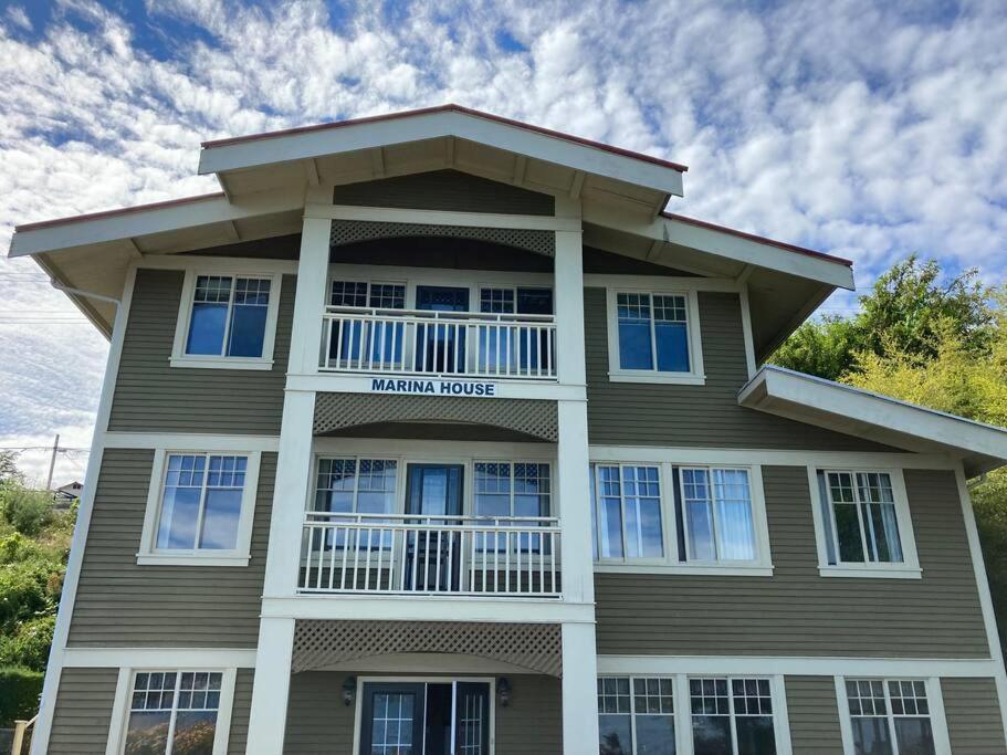 Villa Iconic 3-Story Waterfront 'Marina House' W/ View à Gibsons Extérieur photo