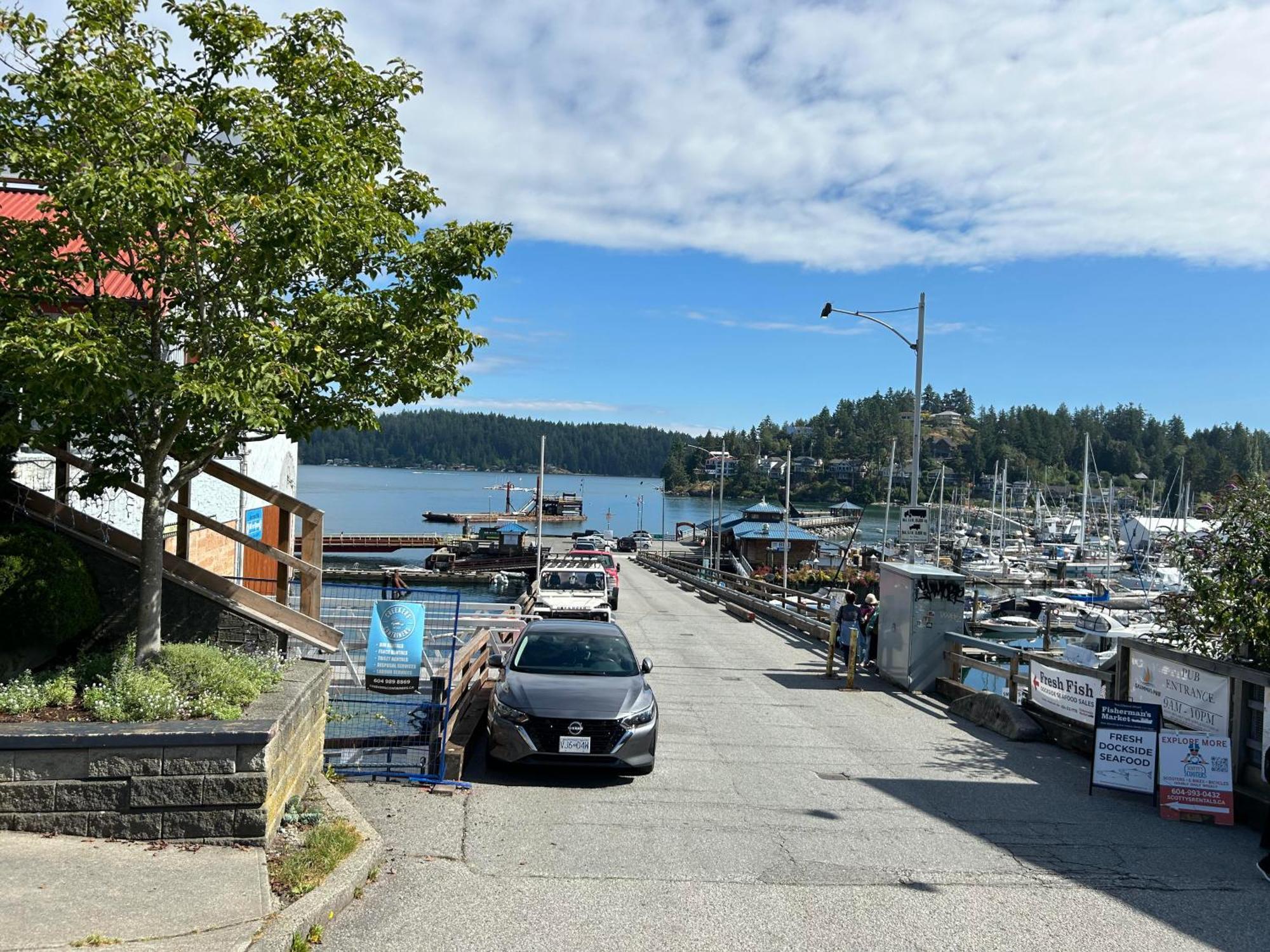 Villa Iconic 3-Story Waterfront 'Marina House' W/ View à Gibsons Extérieur photo